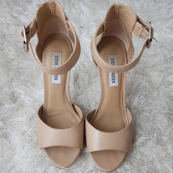 STEVE MADDEN Mogull Natural Heels, Size 7.5 - Picture 2 of 9